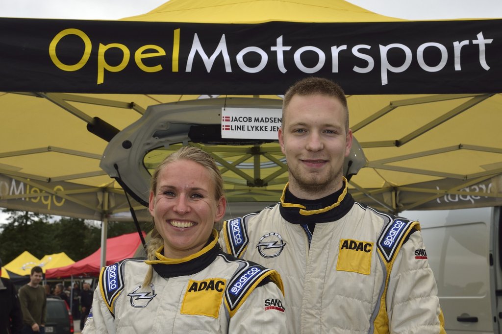 Det var første gang i år, at Jacob Madsen og Line Lykke Jensen kørte et rally i Danmark. Vi brugte løbet som træning til finalen i den tyske ADAC Opel Rallye Cup, sagde de efter sejren i Roskilde
(Foto: Michael Eisenberg)